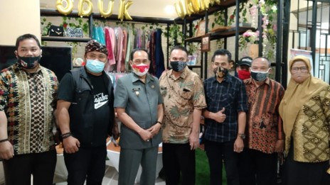Peresmian Gerai UKM